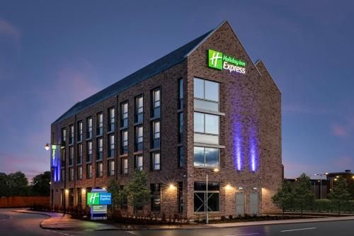 Holiday Inn Express Cambridge West - Cambourne by IHG 3 estrelas em Cambridge