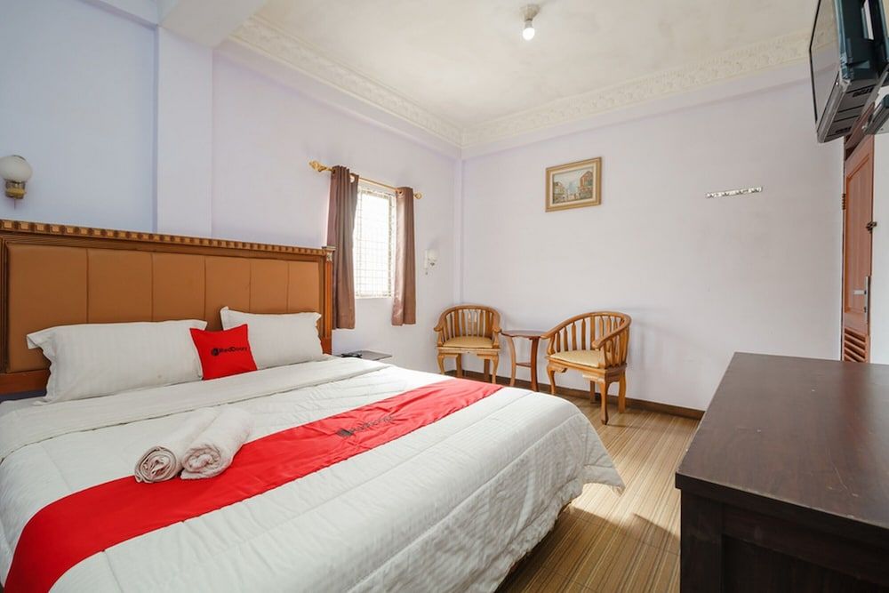 RedDoorz @ Parapat 2