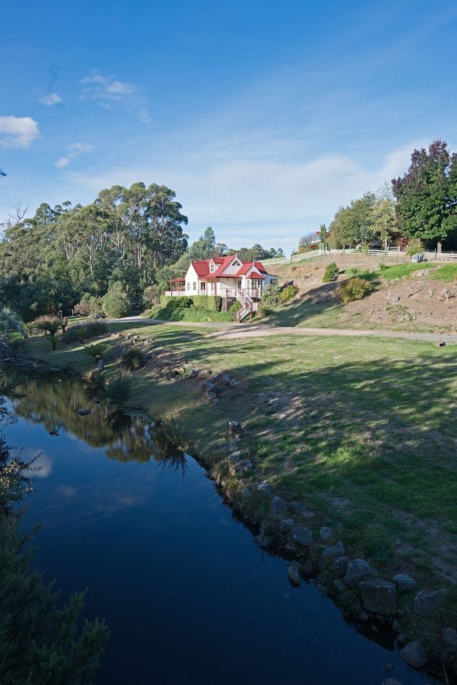 Crabtree River Cottages 2