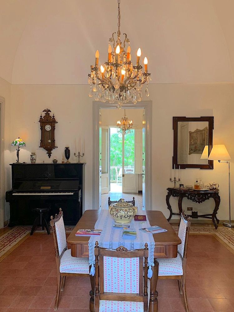 Villa Scinata Historic House 2