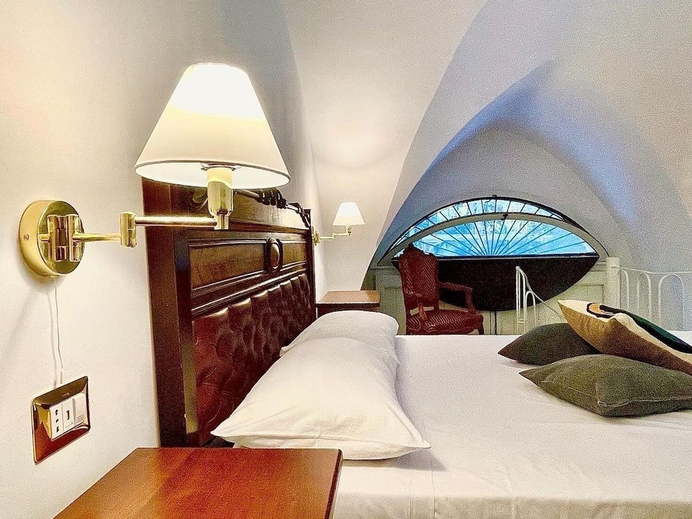 Villa Scinata Historic House 1