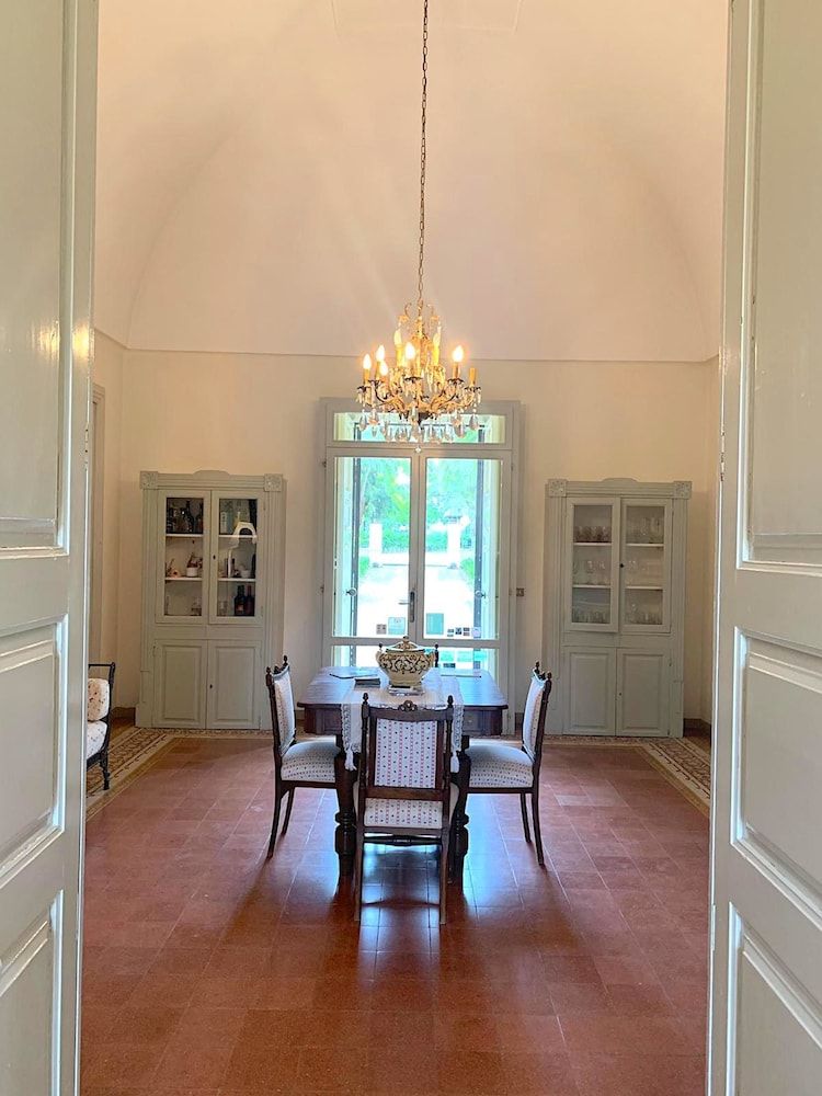 Villa Scinata Historic House 3