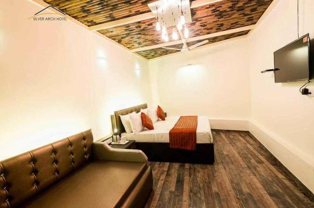 Comfort Inn Silver Arch Hotel, Mussoorie 3
