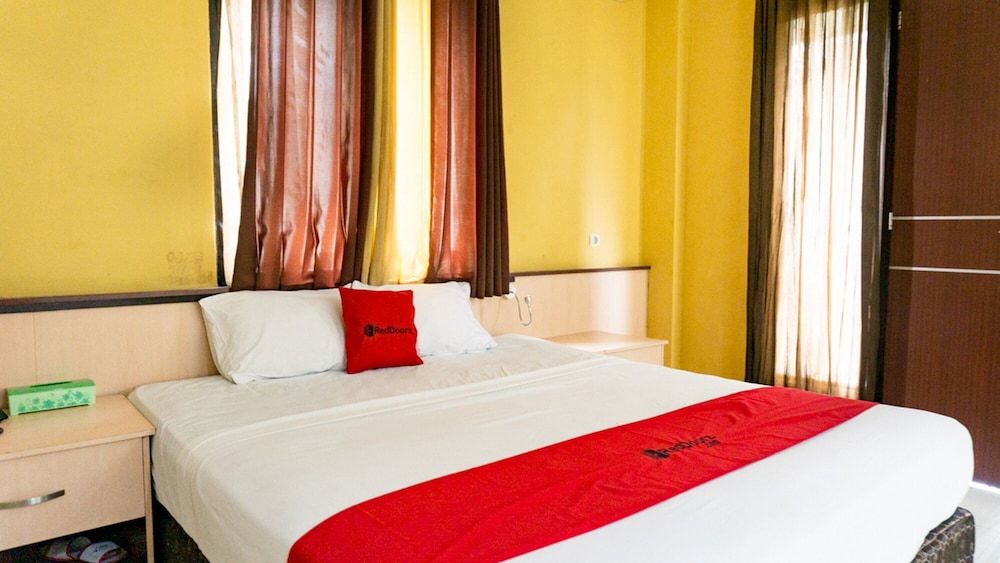 RedDoorz near Pelabuhan Jayapura 2 estrellas en Jayapura