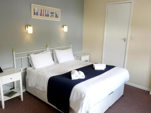 The Riverside Hotel 3