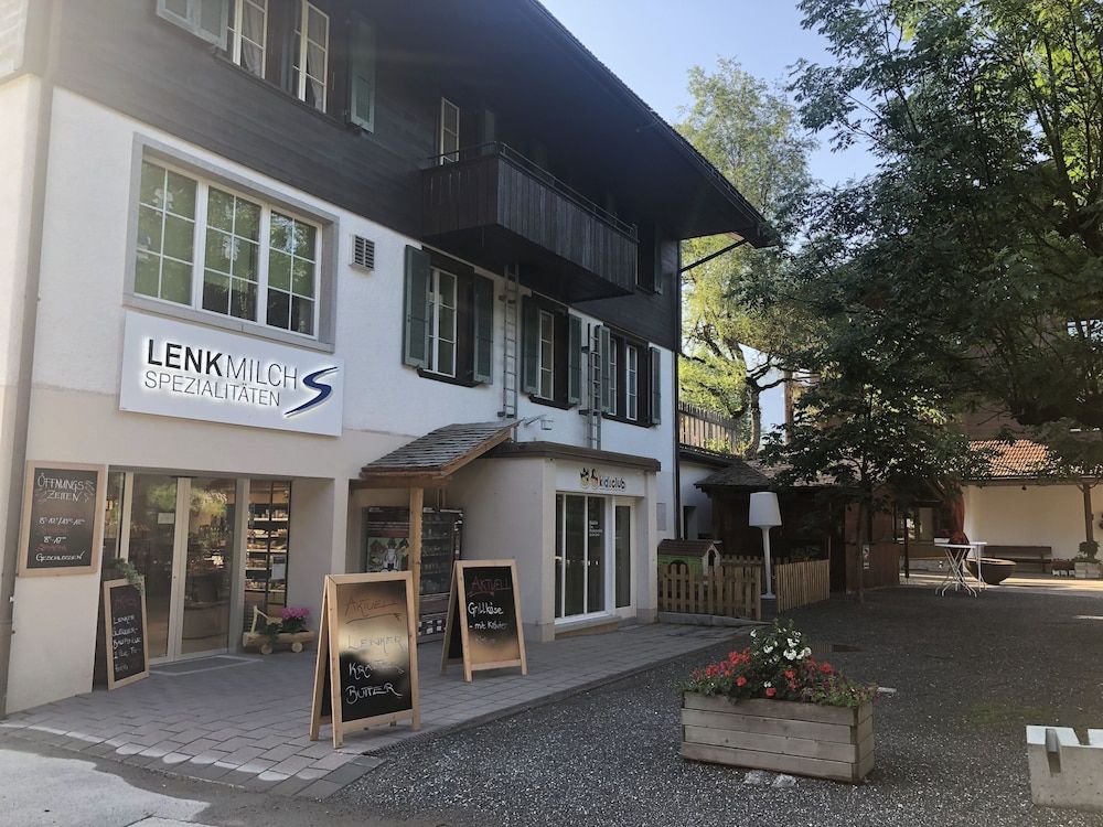 Hotel Krone Budget 2 estrelas em Lenk