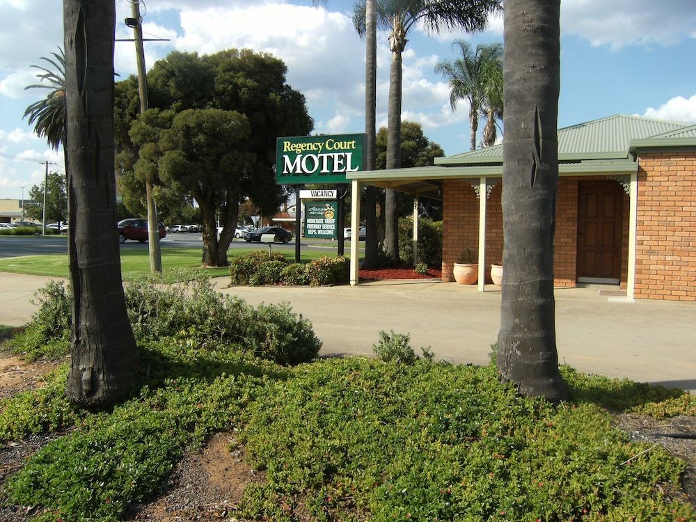 Regency Court Motel 2