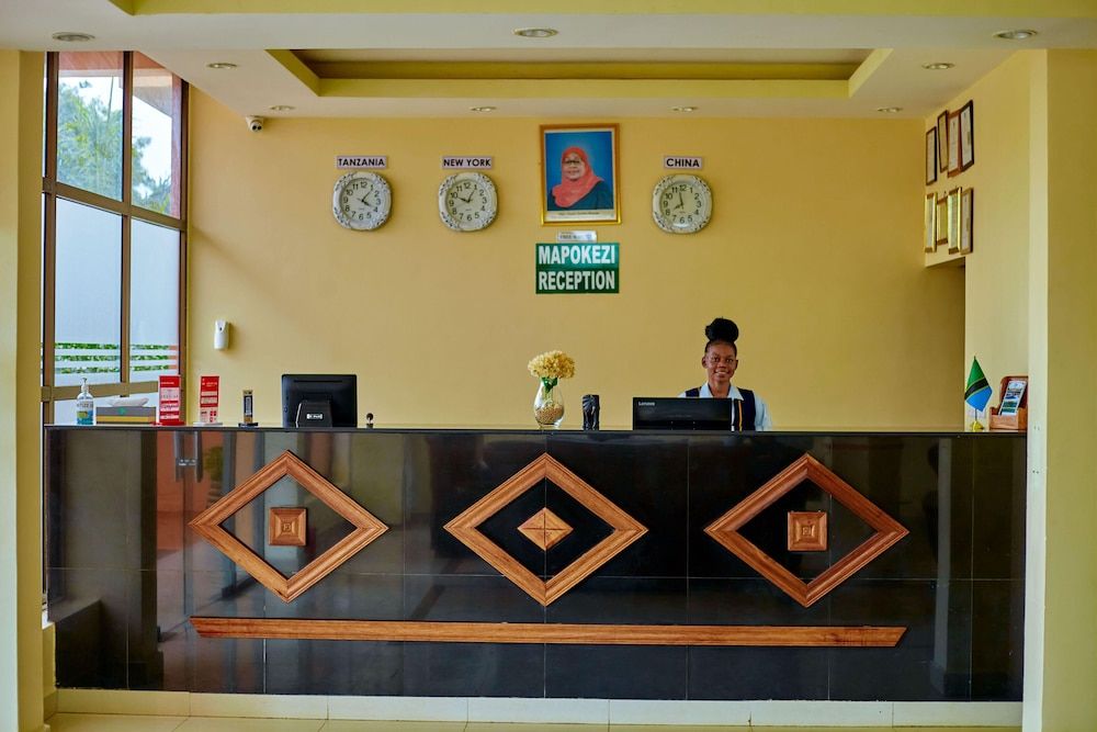 Luwa Evergreen Hotel 2