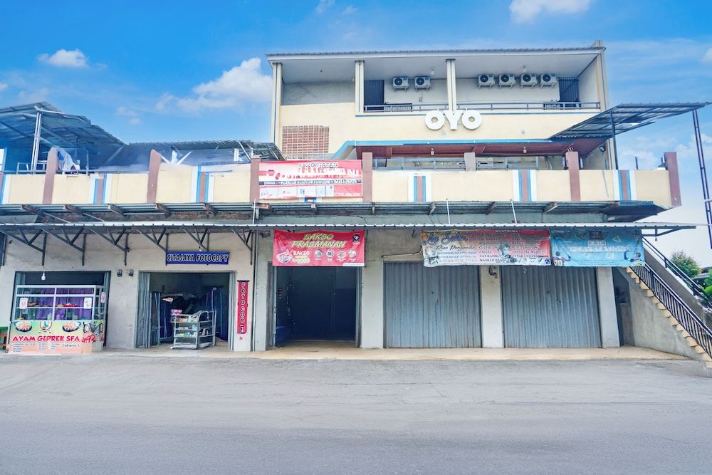 Hotel O Sukarame Near Universitas Islam Negeri Raden Intan Lampun Formerly Hotel Wisma Tri Handayani 3 estrelas em Bandar Lampung
