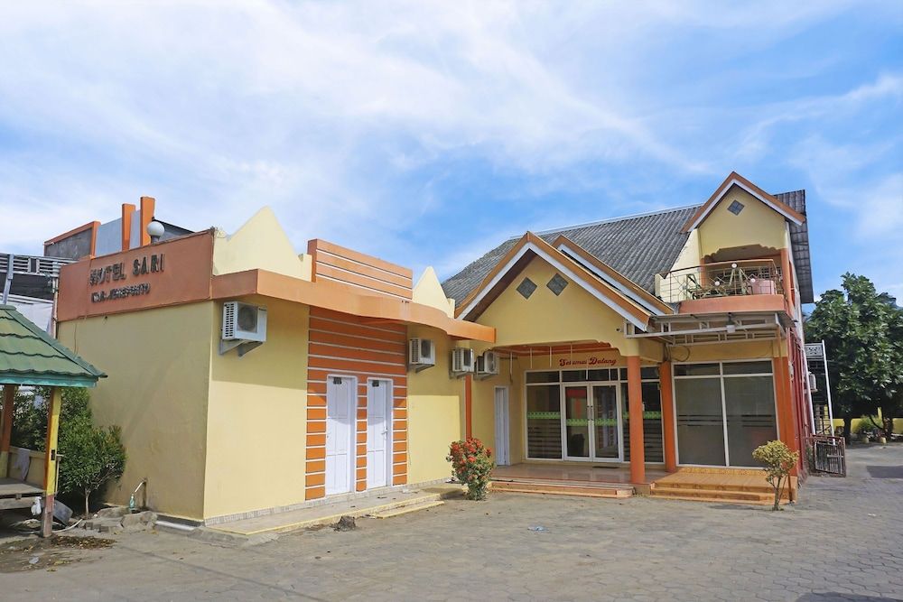 Hotel O Sari Jeneponto 2 estrellas en Makassar