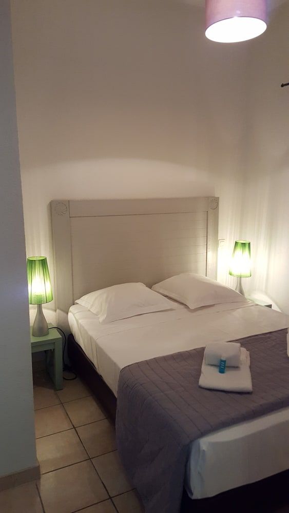UZES APPART HOTEL 3