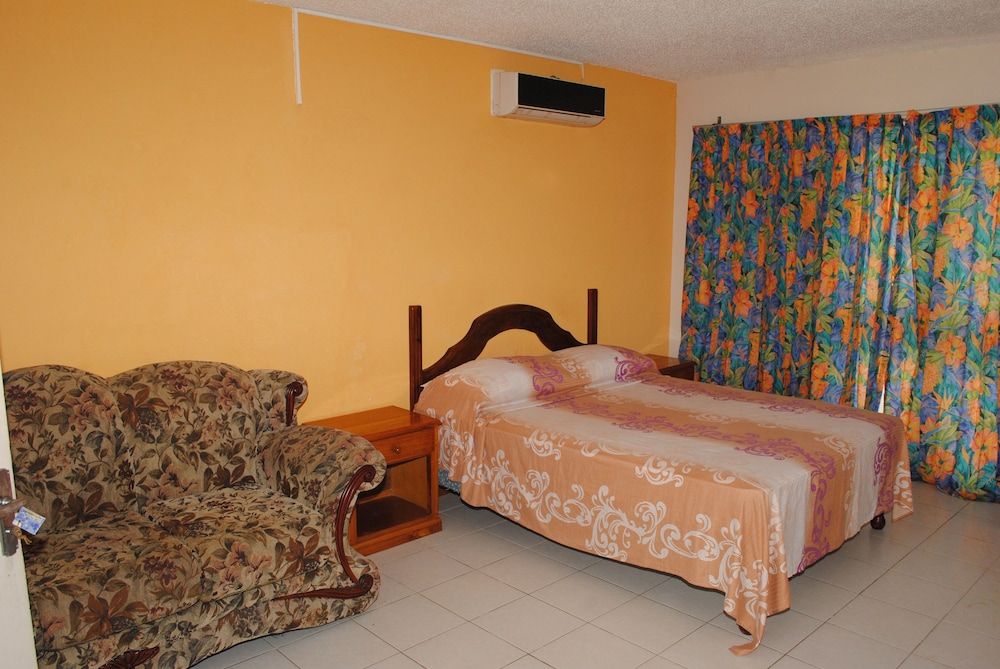 Stingray Beach Studio 2