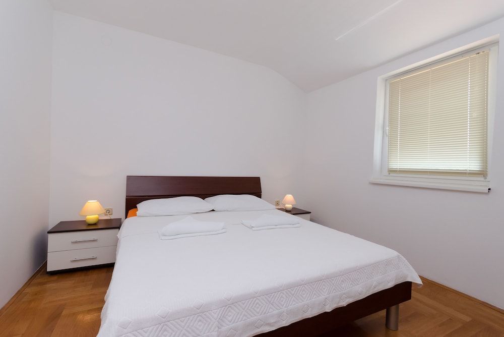 Apartments Dunja 2