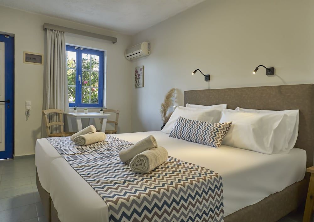 Maistrali Sea View Apartments 3