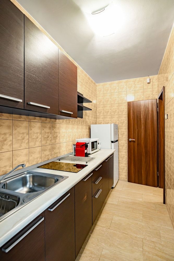 Epico Seafront & Garden Apartments 3