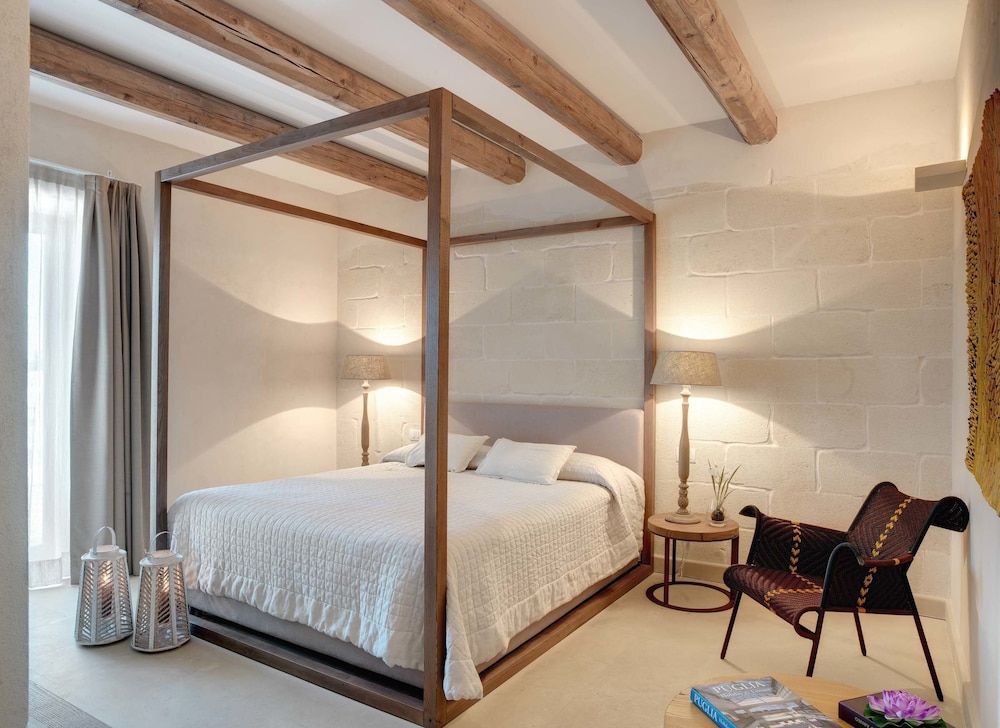 Le Scuderie - Castello Monaci 3