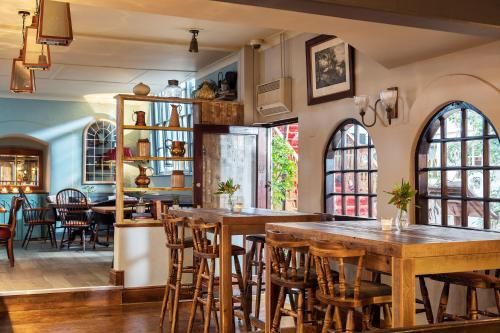 Royal Seven Stars Hotel 2