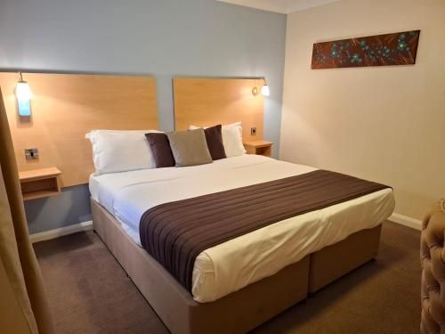 Borough Arms Hotel 2