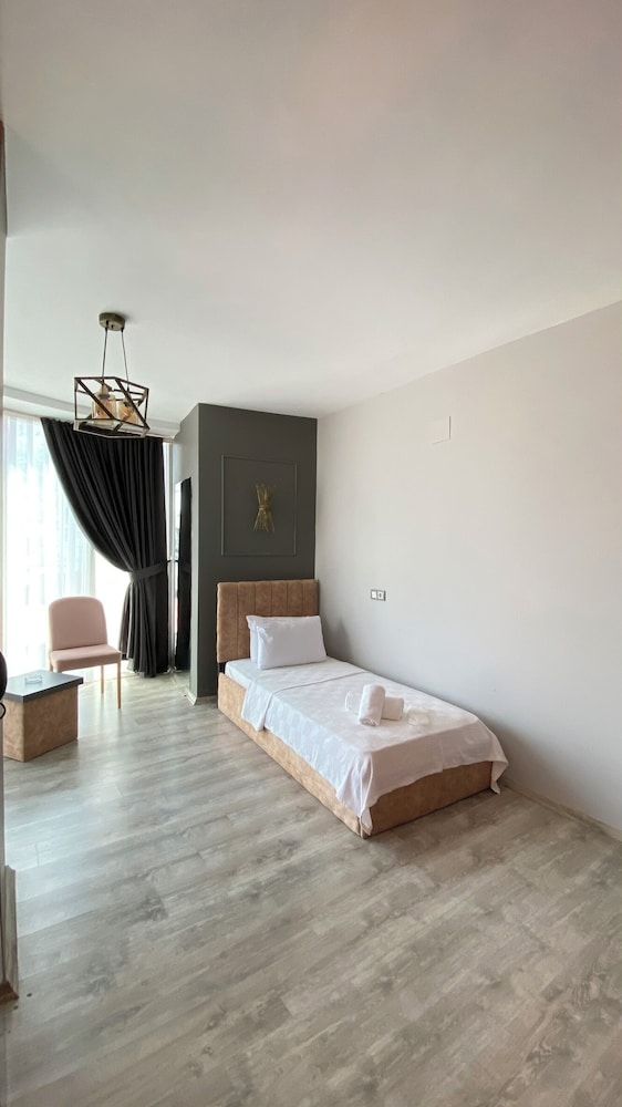 Grandmer Suit Otel 2