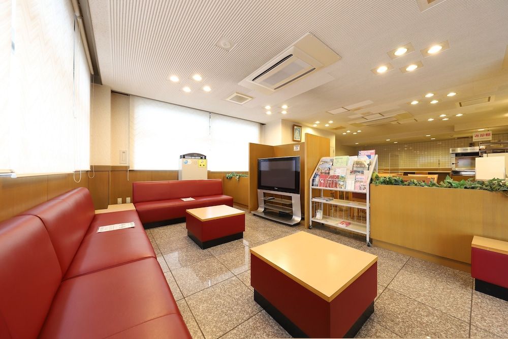 Smile Hotel Takaoka Ekimae 3