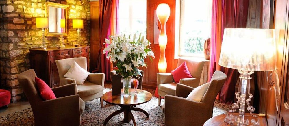 Hôtel - Restaurant La Chaumière 2