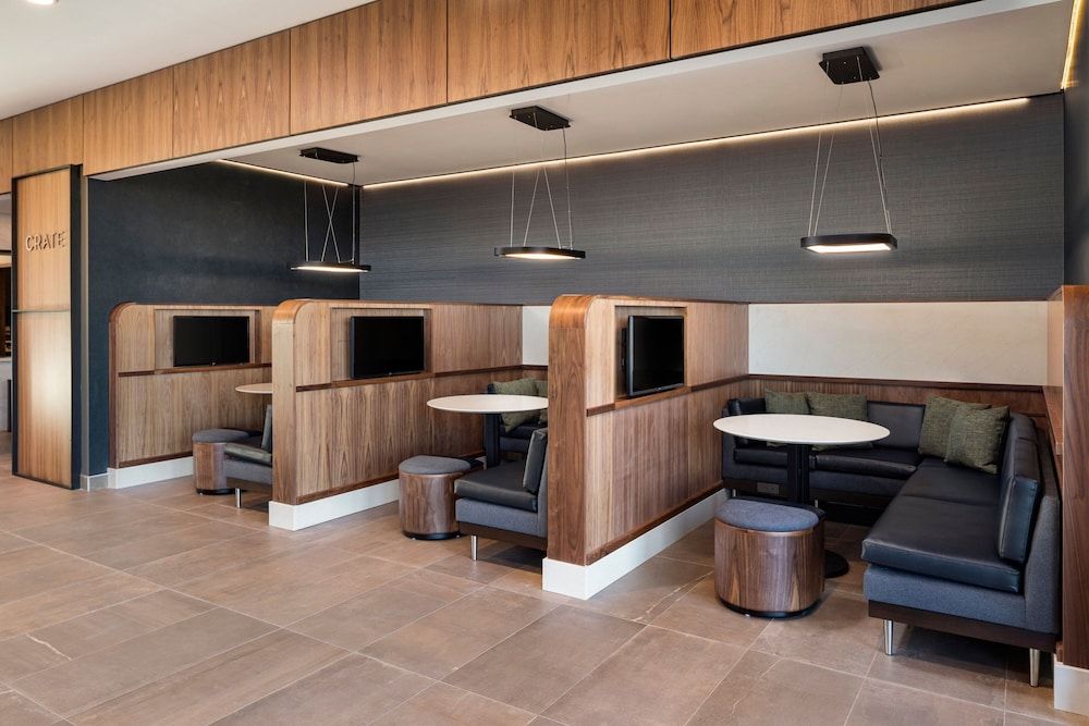 Courtyard by Marriott Bettendorf 3