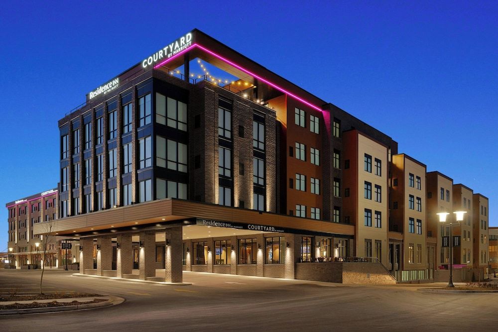 Courtyard by Marriott Milwaukee Brookfield at Poplar Creek 3 estrelas em Brookfield