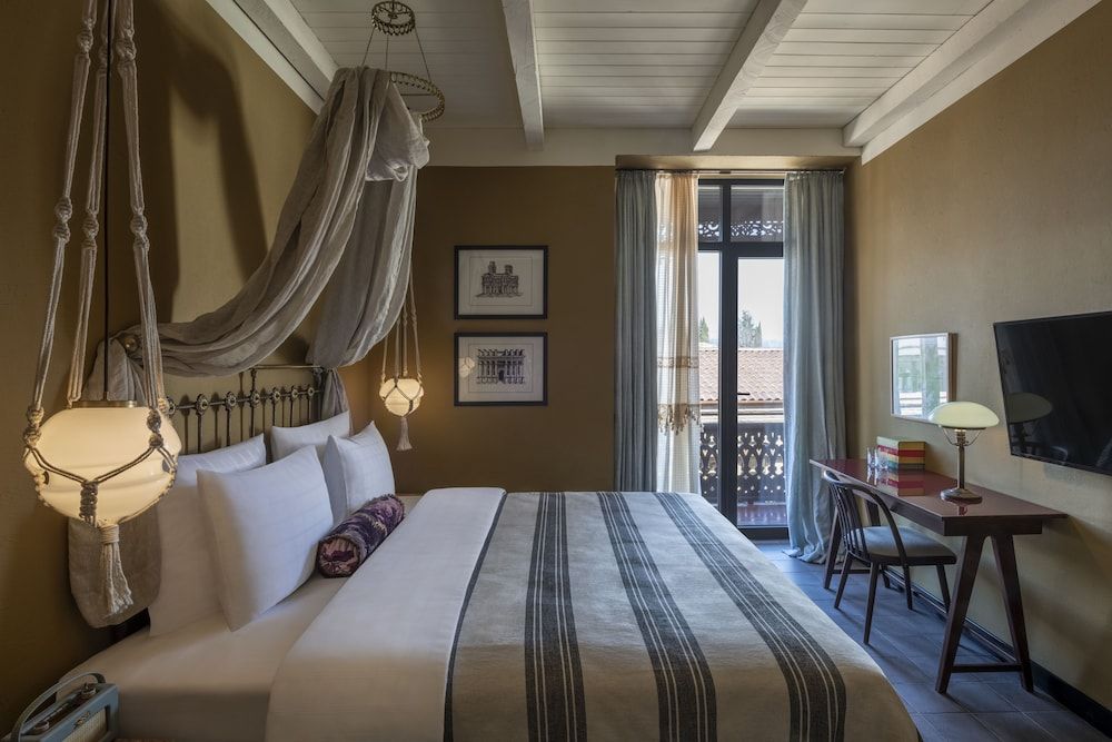 Communal Hotel Telavi 2