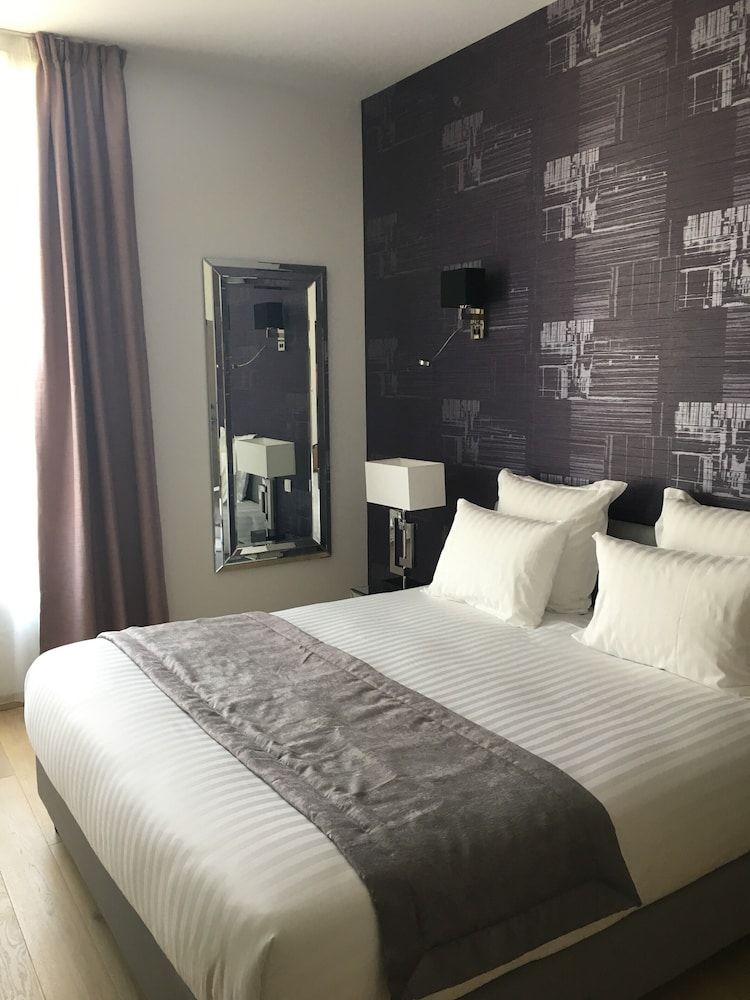 Hotel Le Dome 2