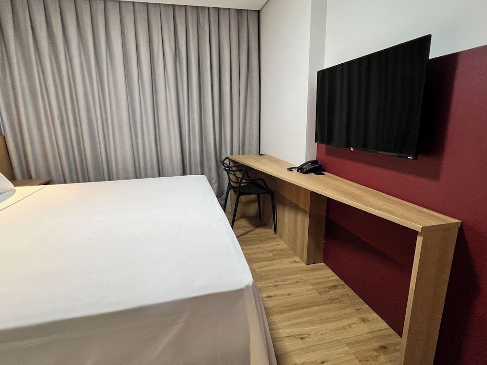 Ramada Encore Ponta Grossa 3