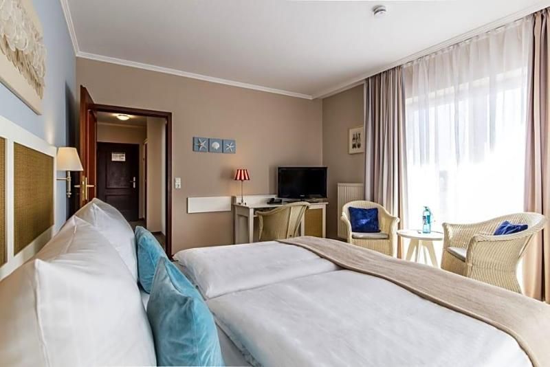 Mein Strandhaus Hotel Restaurant Schwimmbad 2