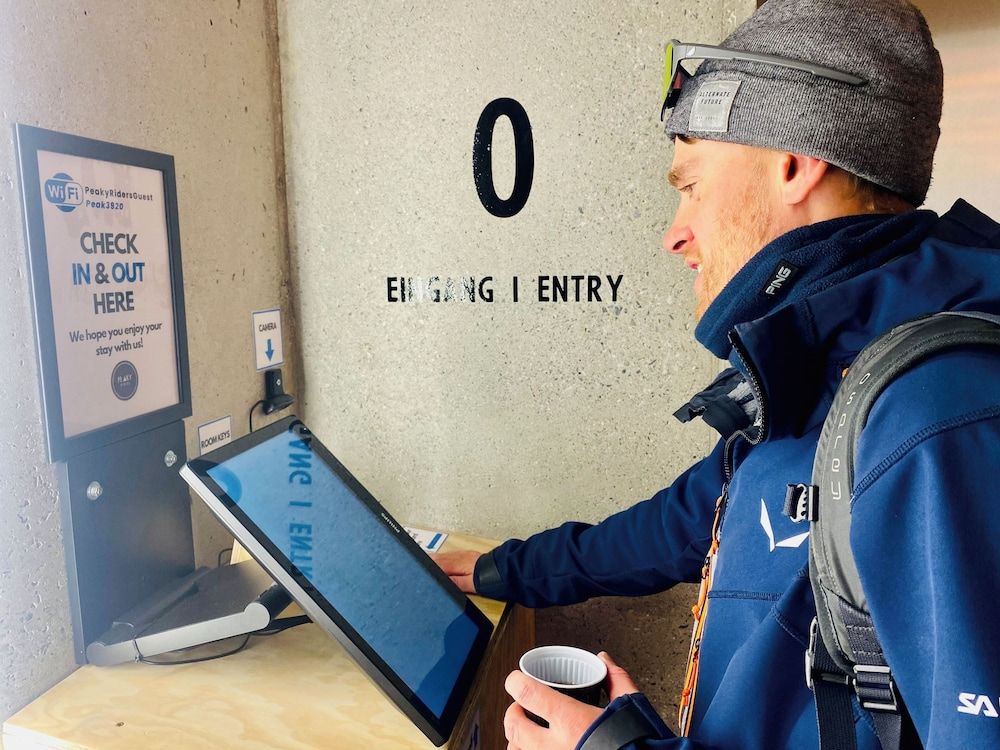 Peaky Riders Self Check-in Hotel 3