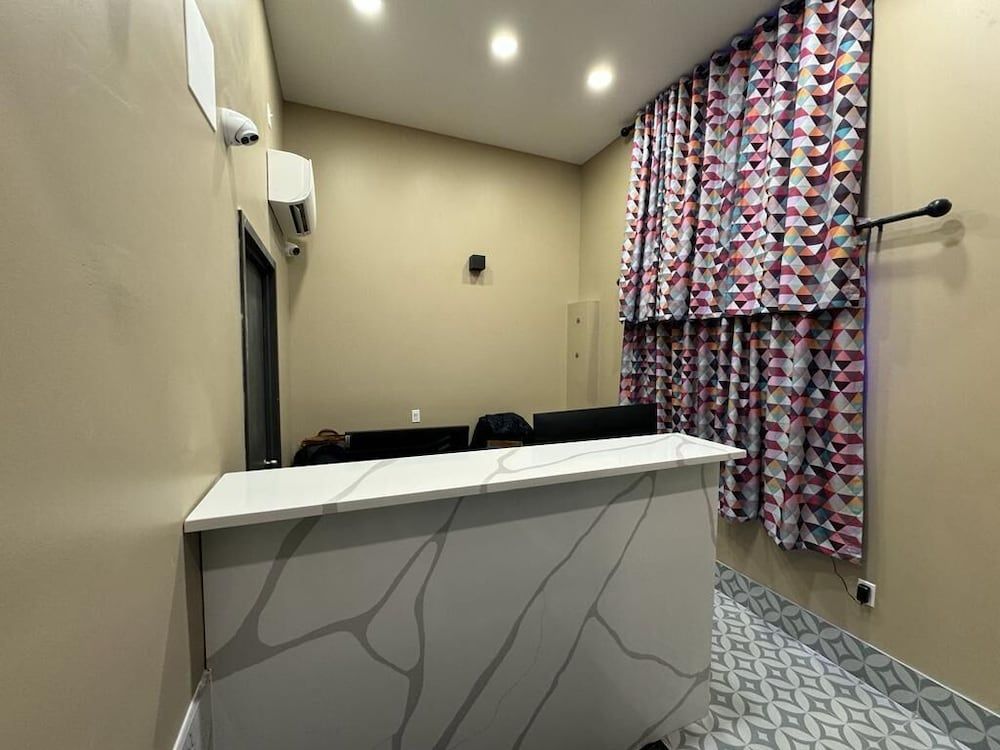 Moon Hotel Brooklyn 2