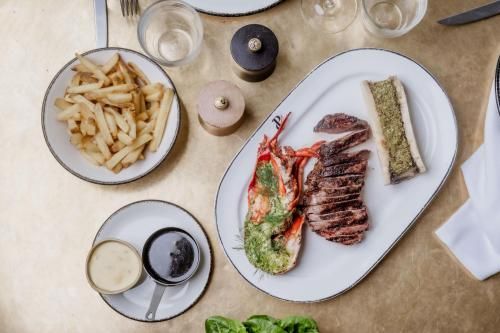 No 42 by GuestHouse, Margate 3