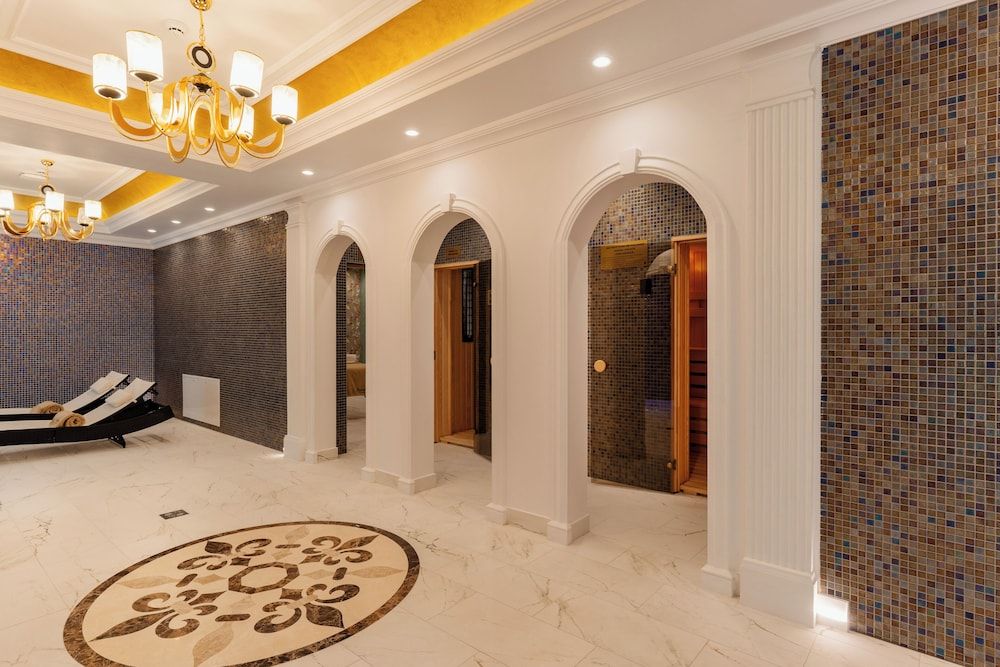 Hotel Noblesse Boutique & Spa 4 estrelas em Râmnicu Vâlcea