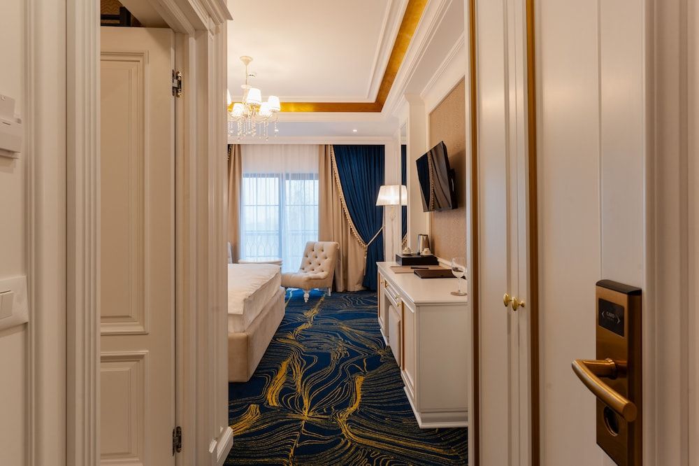 Hotel Noblesse Boutique & Spa 2