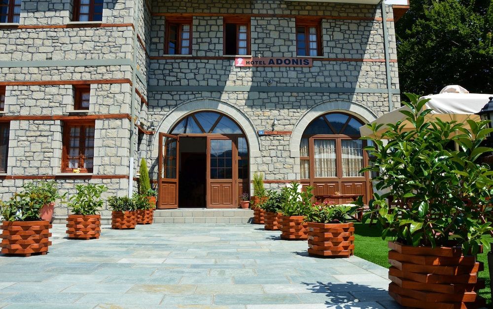 Hotel Adonis 2 estrelas em Metsovo