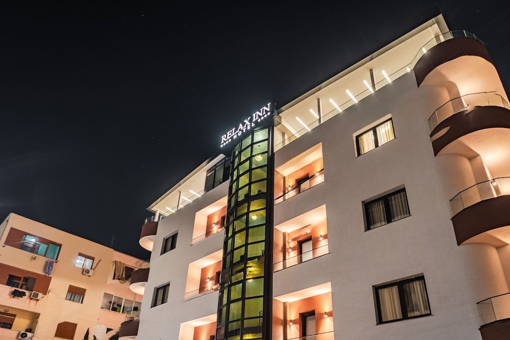 Relax Inn Hotel Durres 4 estrelas em Durrës