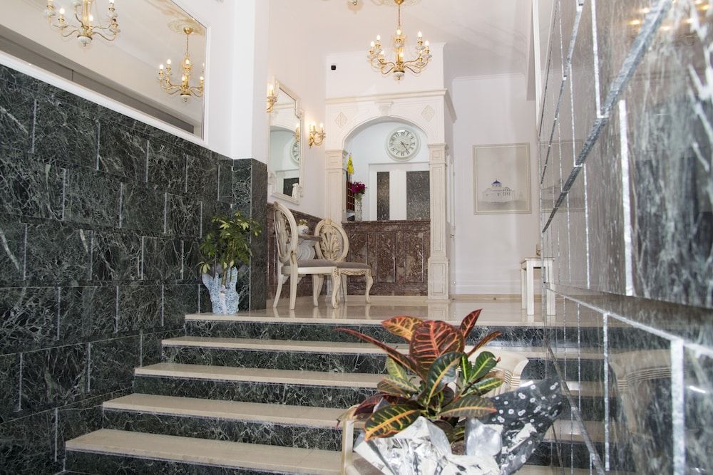 Astron Hotel 2