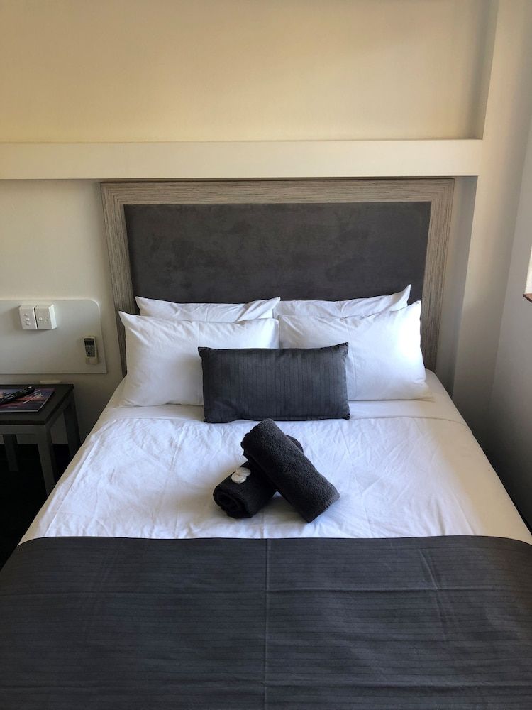 The Stuart Hotel-Motel 2