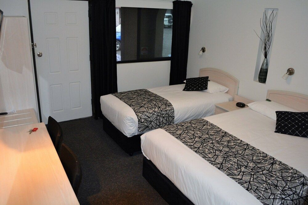 Alabaster Motor Inn Taree 3