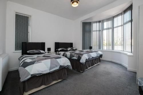 OYO The Pickering Park Hotel 2