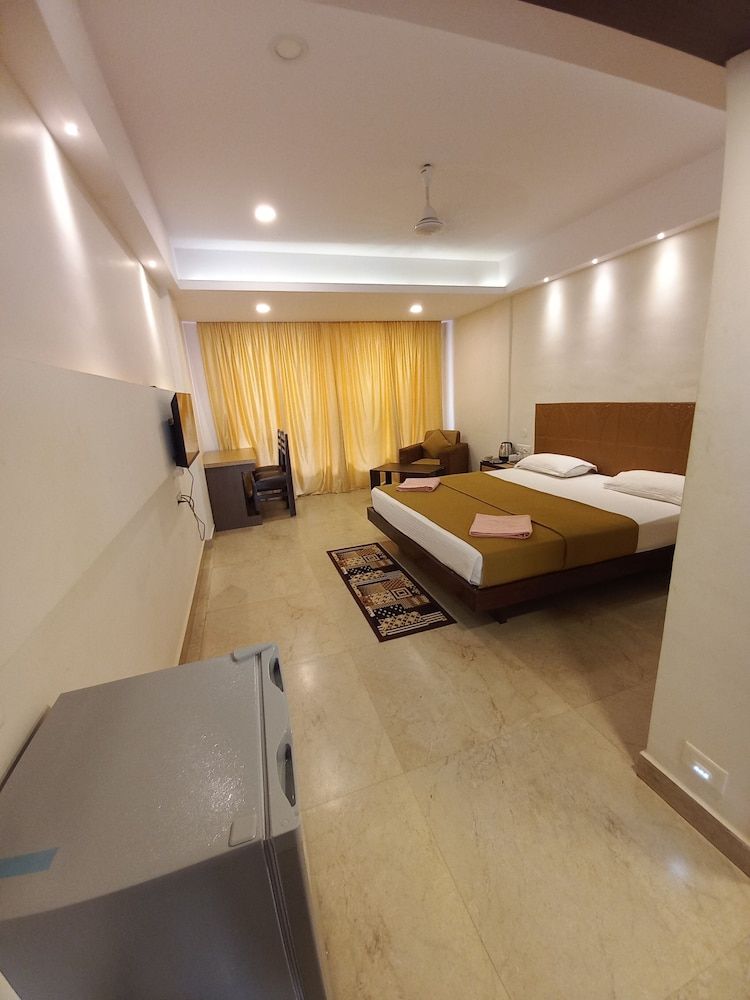 Famafa Beach Resort 2