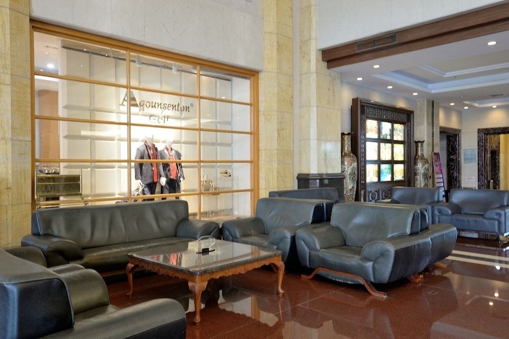 Gladden Hotel Shilong 3