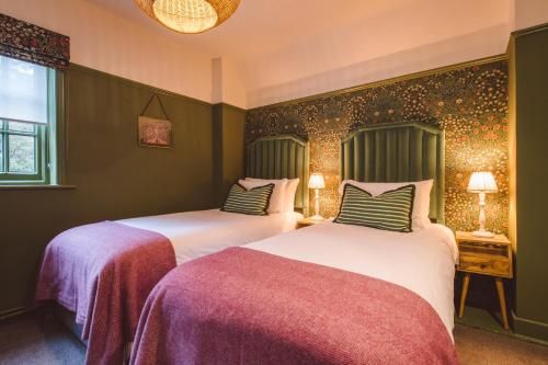 Bel And The Dragon-Churt 3