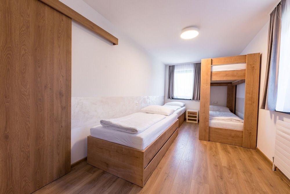 TirolApart am Lift 3