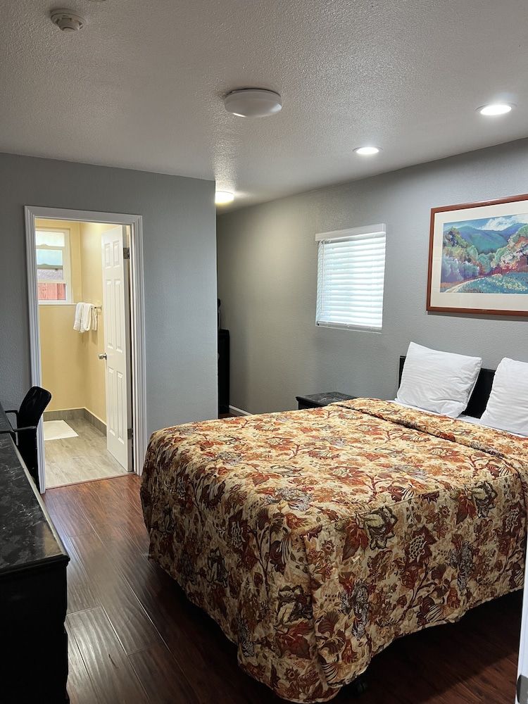 Studio Inn Livermore 2