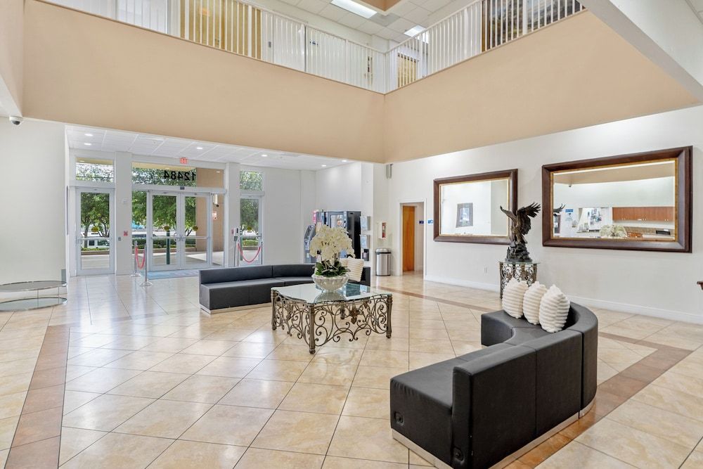 South River Suites 2