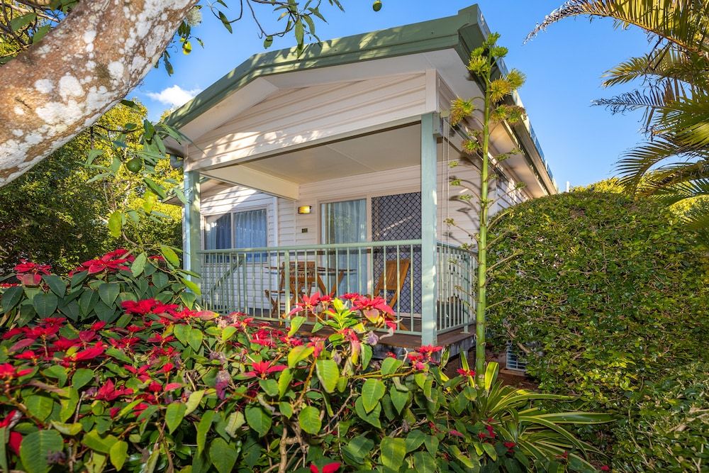 Camelot Boutique Accommodations 3