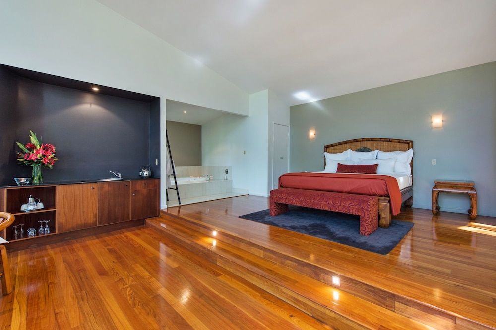 Pethers Rainforest Retreat 2